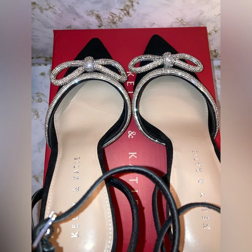 Kelly & Katie chic black